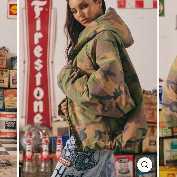 The “Be Kind” Bomber by Sabbi -oversized - Picture 5 of 6